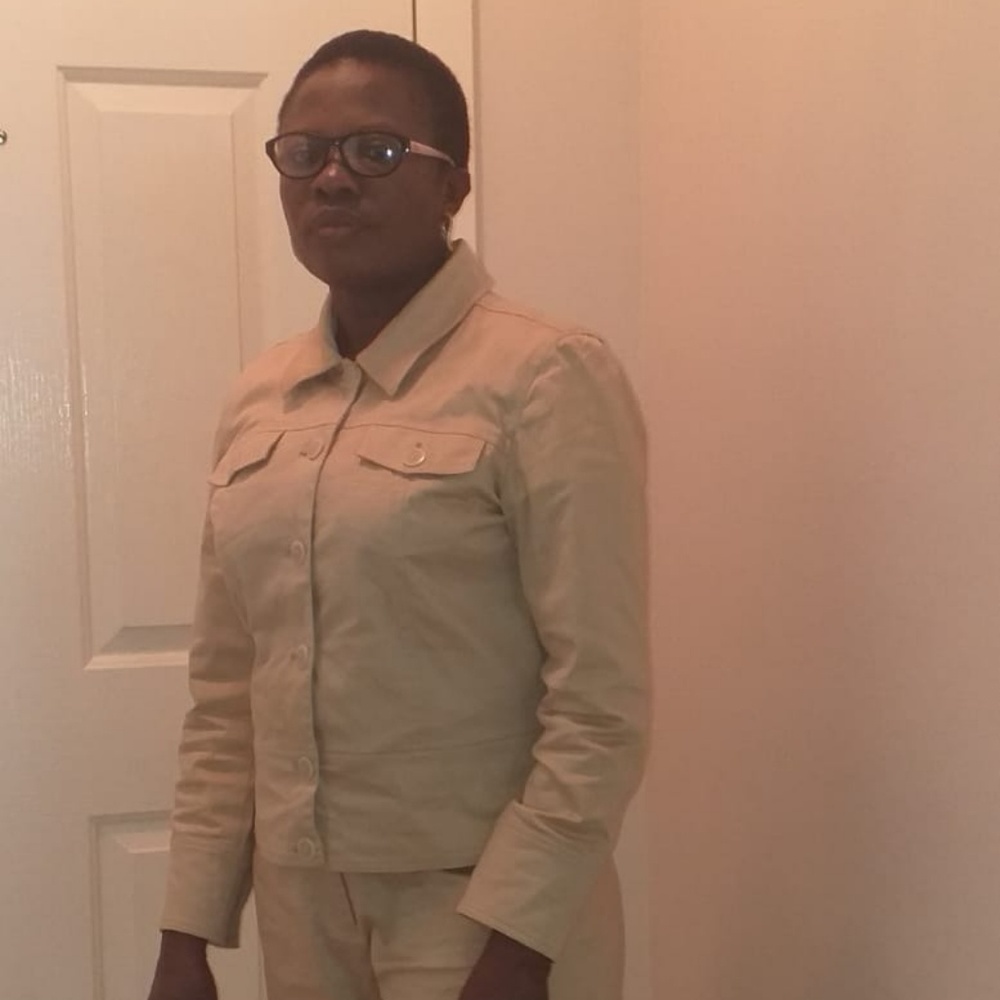 Meet your Posher, Folasayo